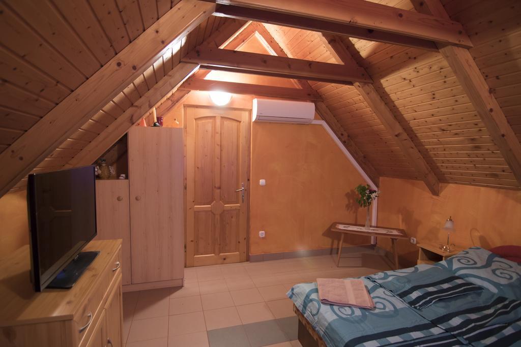 Vulcano Vendégház Kisapati Esterno foto