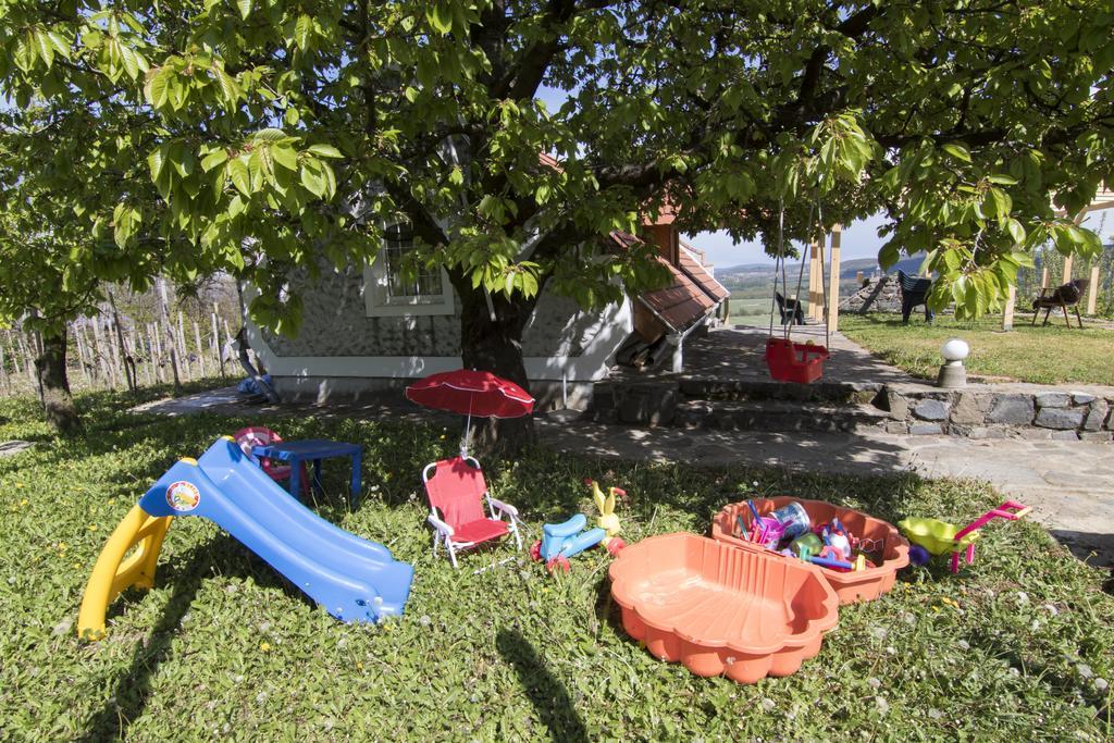 Vulcano Vendégház Kisapati Esterno foto